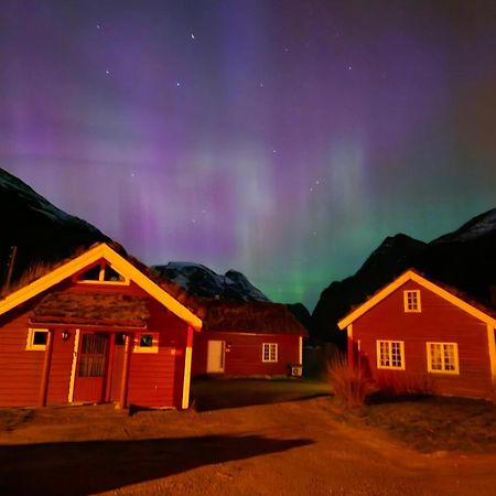 Trollbu Aabrekk Gard Vila Briksdalsbre Exterior foto