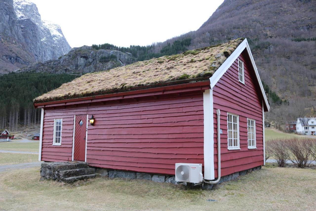 Trollbu Aabrekk Gard Vila Briksdalsbre Exterior foto