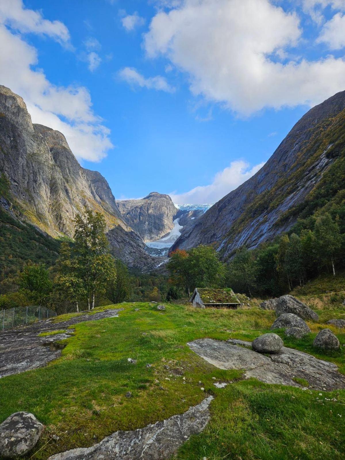 Trollbu Aabrekk Gard Briksdalsbre Exterior foto