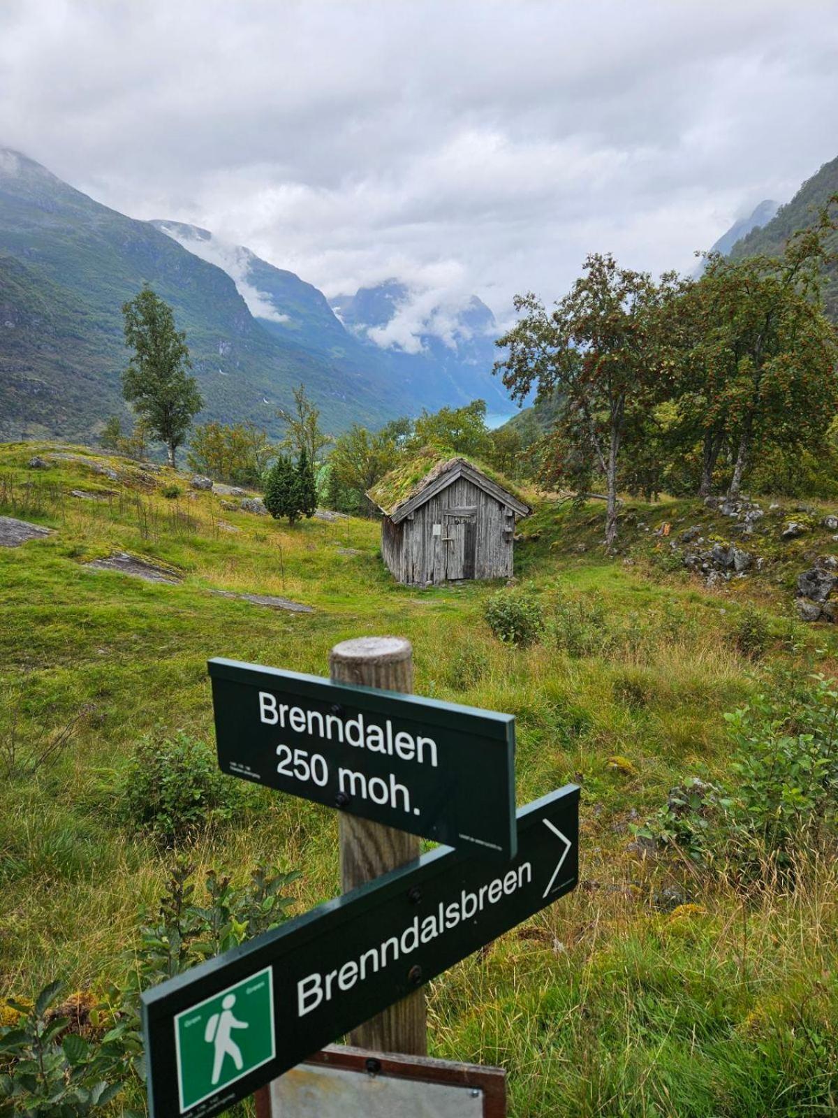 Trollbu Aabrekk Gard Briksdalsbre Exterior foto
