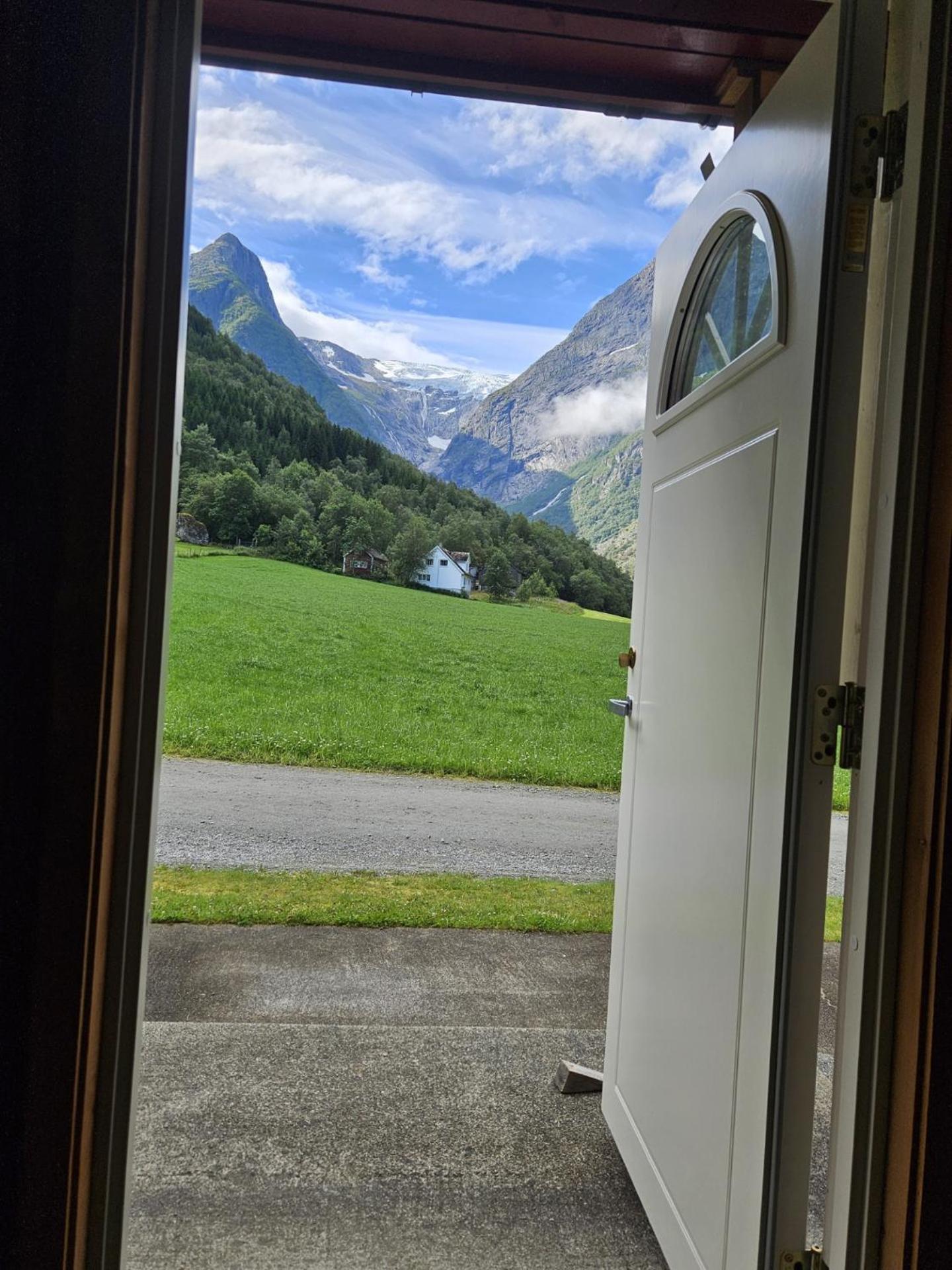Trollbu Aabrekk Gard Briksdalsbre Exterior foto