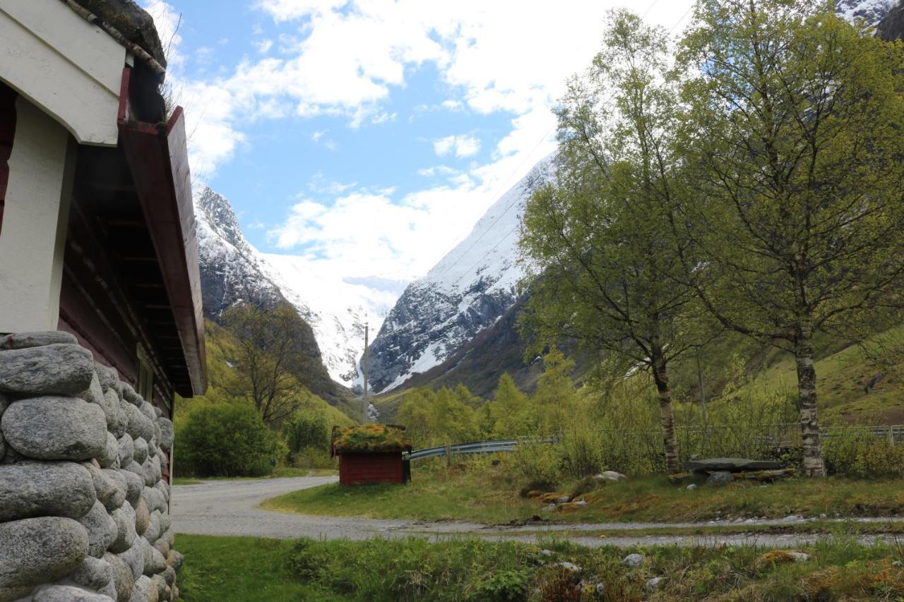 Trollbu Aabrekk Gard Vila Briksdalsbre Exterior foto